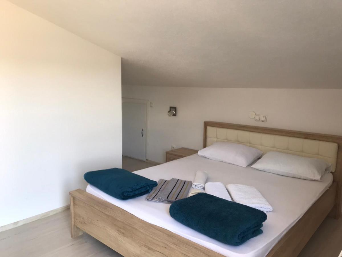 Apartmani Dino Blagaj Esterno foto