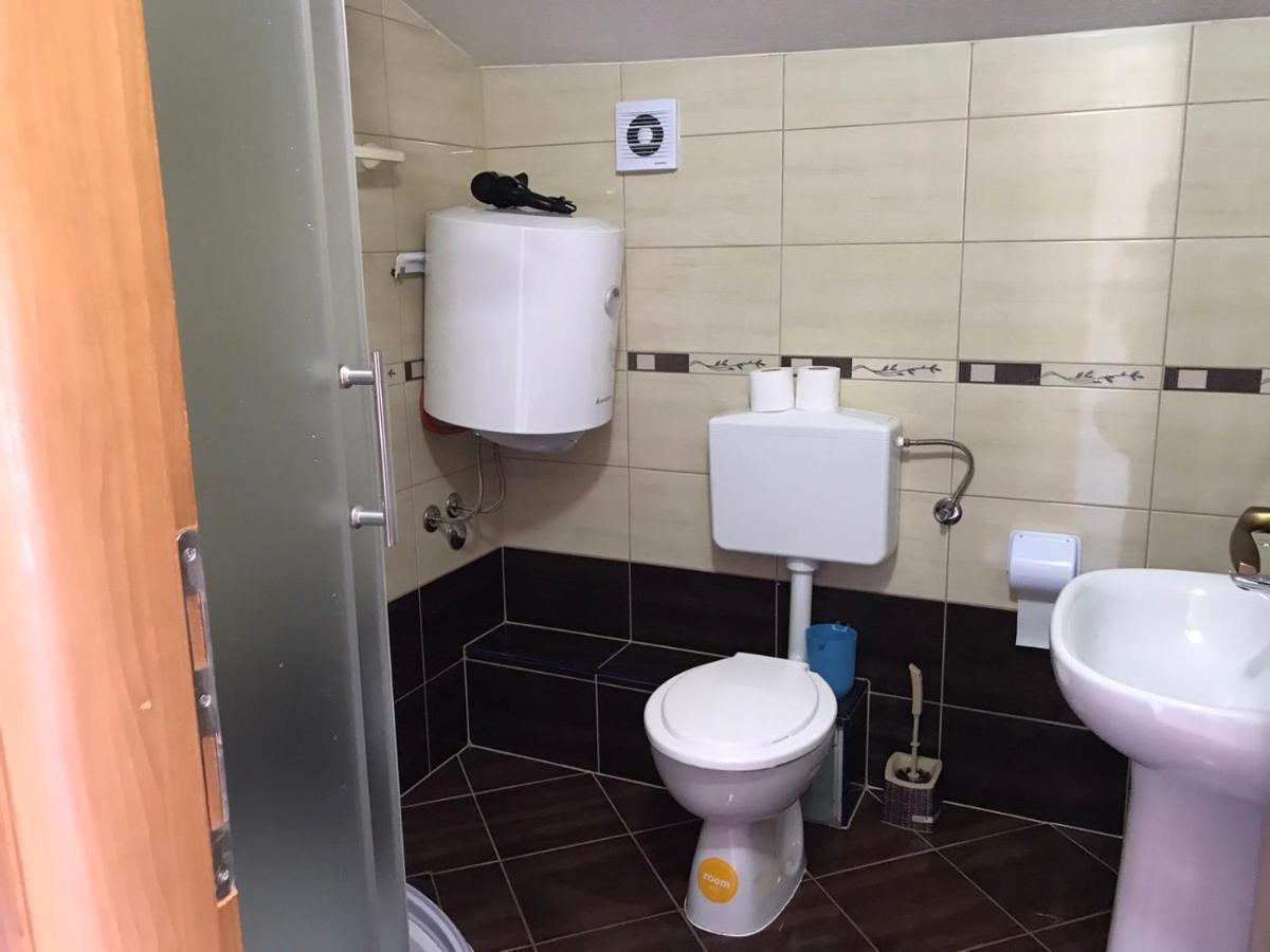 Apartmani Dino Blagaj Esterno foto