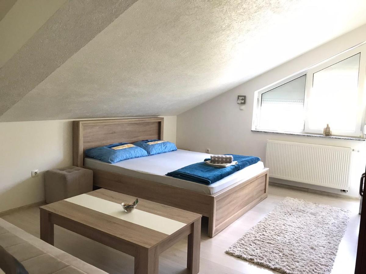 Apartmani Dino Blagaj Esterno foto